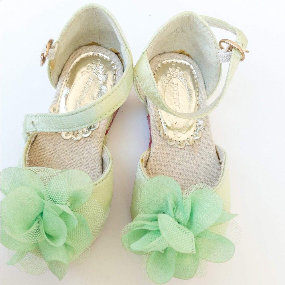 Joyfolie Size 5  Isabell Mint Shoes